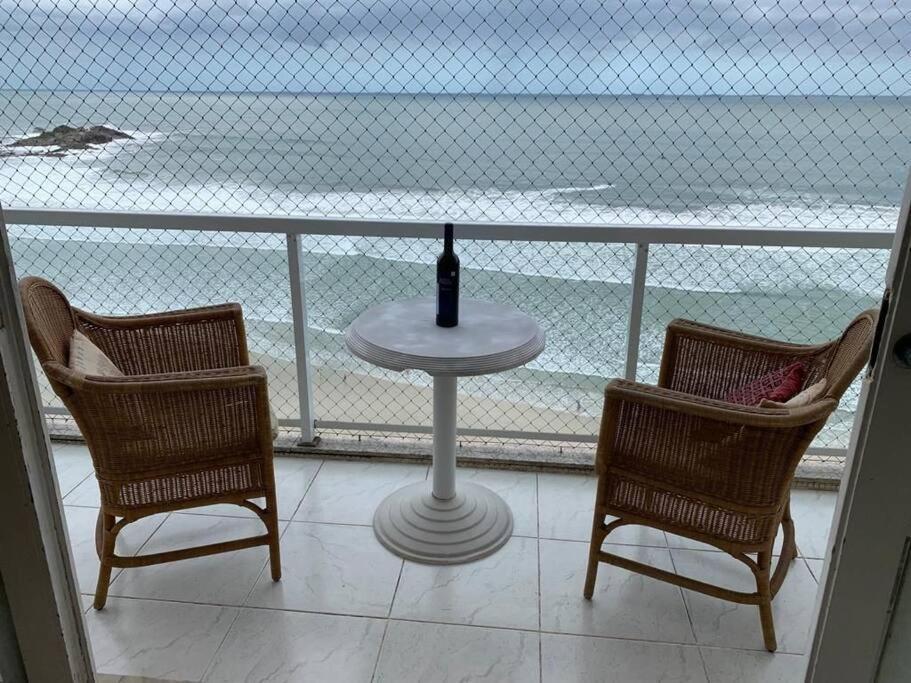 Hermoso Dpto Con Vista Frontal Al Mar Pitangueiras กัวรูจา ภายนอก รูปภาพ