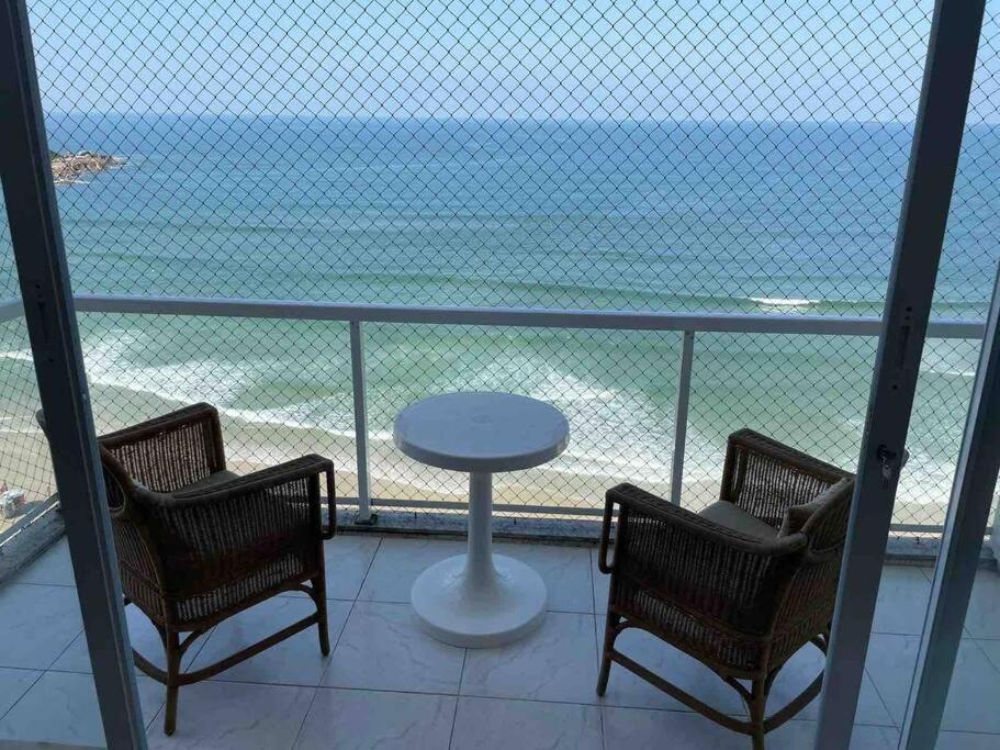 Hermoso Dpto Con Vista Frontal Al Mar Pitangueiras กัวรูจา ภายนอก รูปภาพ